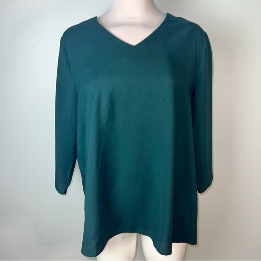 Chico's Deep Green Asymmetrical 3/4 Sleeve Blouse